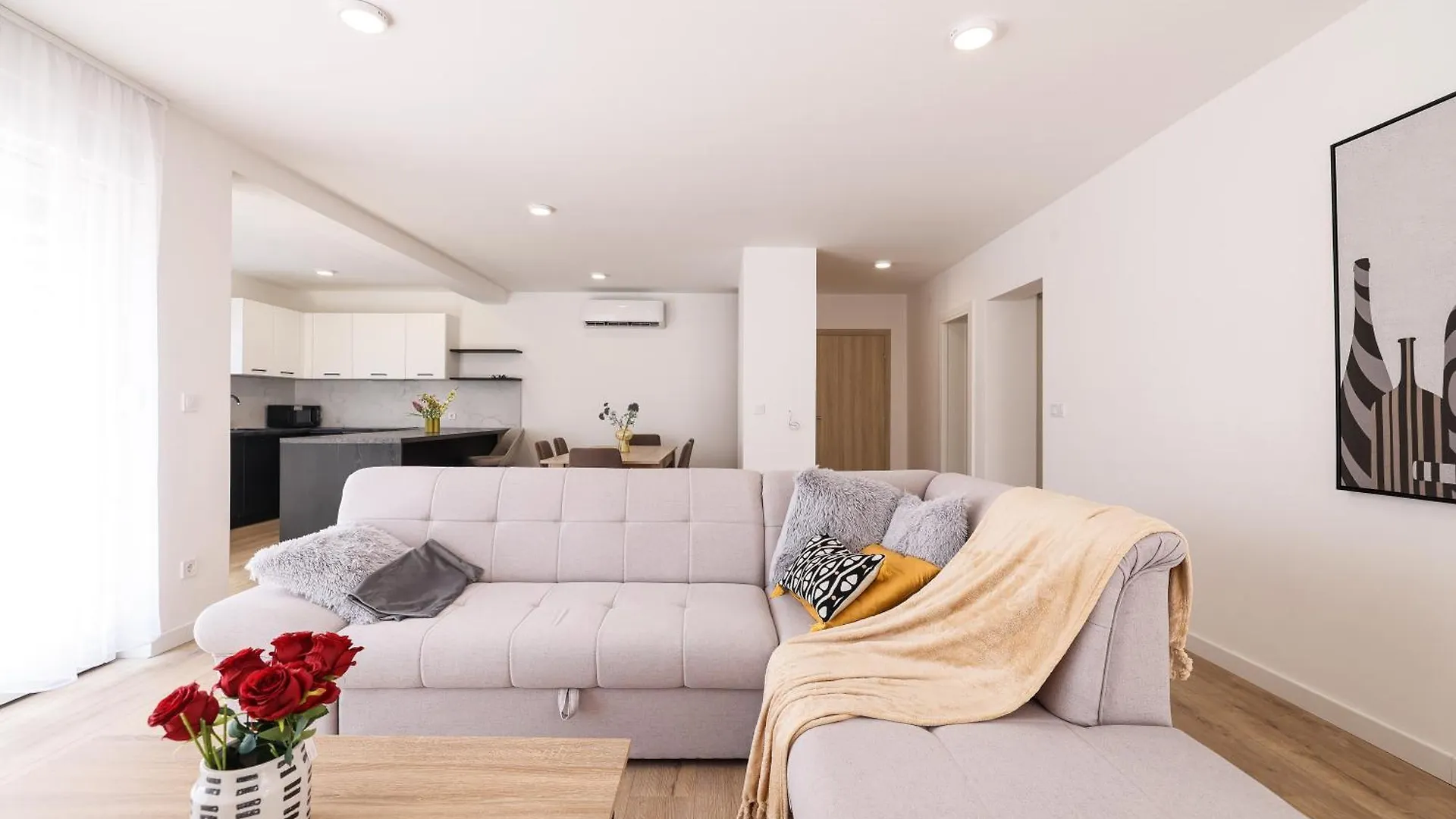 Diklo - Modern 2 Bedroom Apartments 자다르